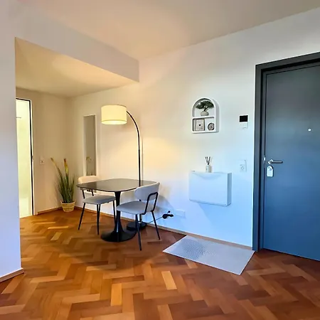 Isaak Loewenbau E1-w06 *