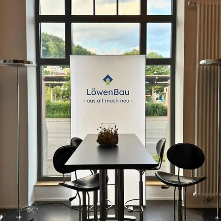 Isaak Loewenbau E1-w06